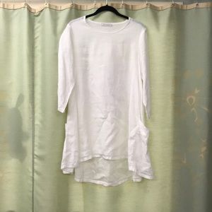 Cut loose handkerchief linen tunic